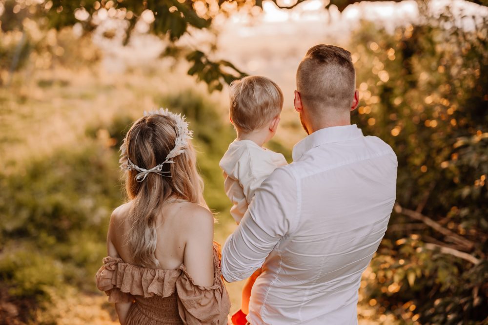 Natürliche Familienfotografie Familienfotograf Freiburg Emmendingen Teningen Lörrach Offenburg liebevoll outdoor Familie - Familienfotos Familienshooting