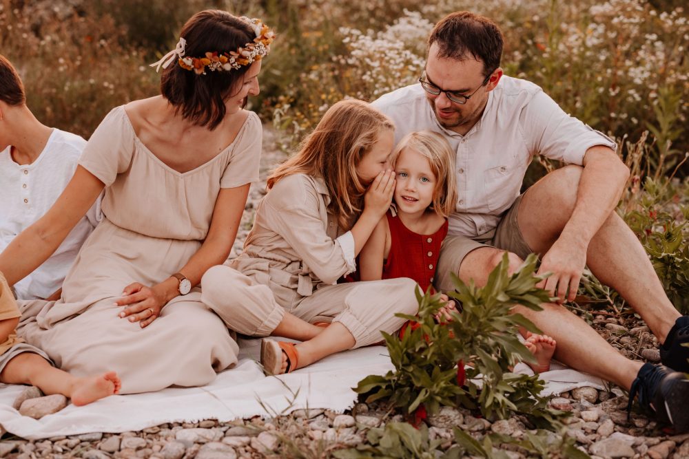 Natürliche Familienfotografie Familienfotograf Freiburg Emmendingen Teningen Lörrach Offenburg liebevoll outdoor Familie - Familienfotos Familienshooting
