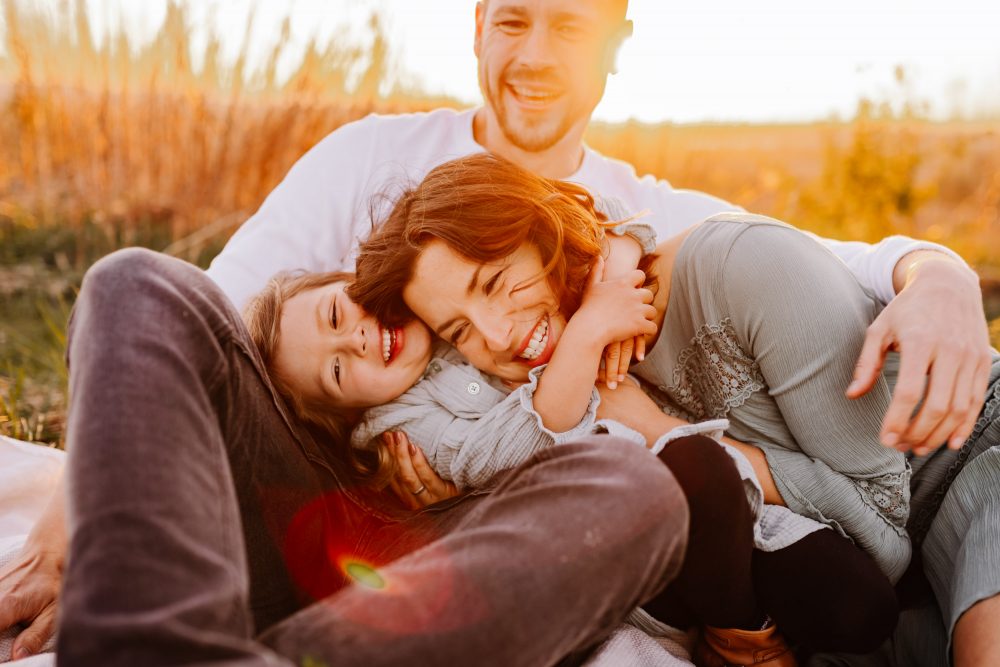 Natürliche Familienfotografie Familienfotograf Freiburg Emmendingen Teningen Lörrach Offenburg liebevoll outdoor Familie - Familienfotos Familienshooting