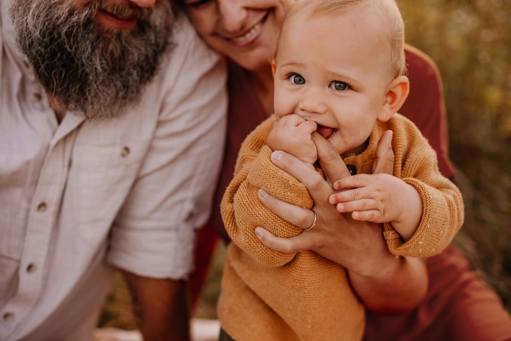Natürliche Familienfotografie Familienfotograf Freiburg Emmendingen Teningen Lörrach Offenburg liebevoll outdoor Familie - Familienfotos Familienshooting