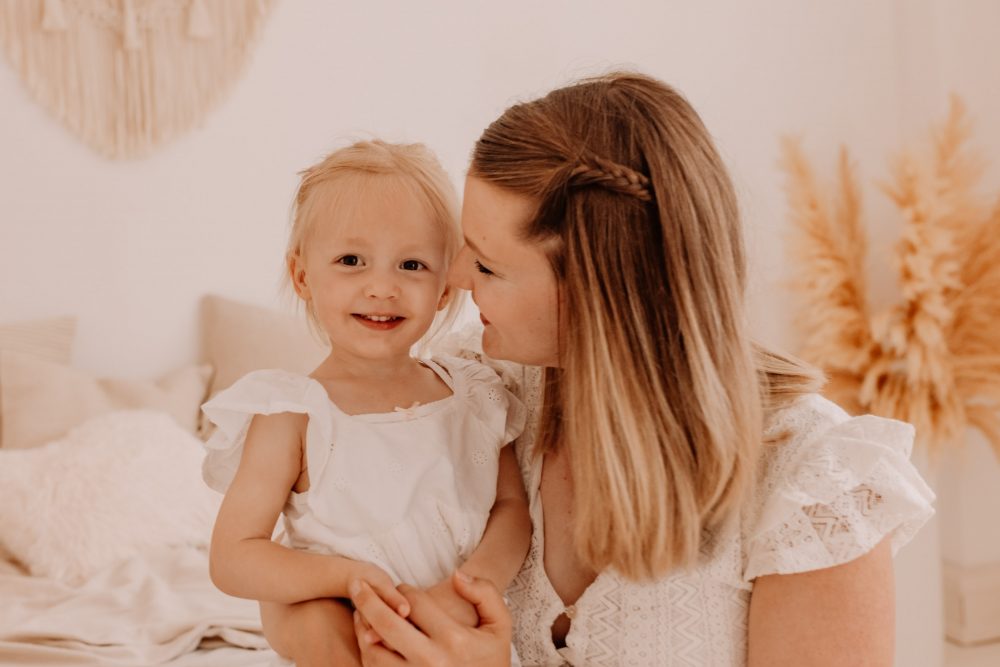 Kindershooting Kinder Fotos Babyshooting Babyfotos indoor Studio Tageslichtstudio Newborn Freiburg Emmendingen Teningen Lörrach Offenburg