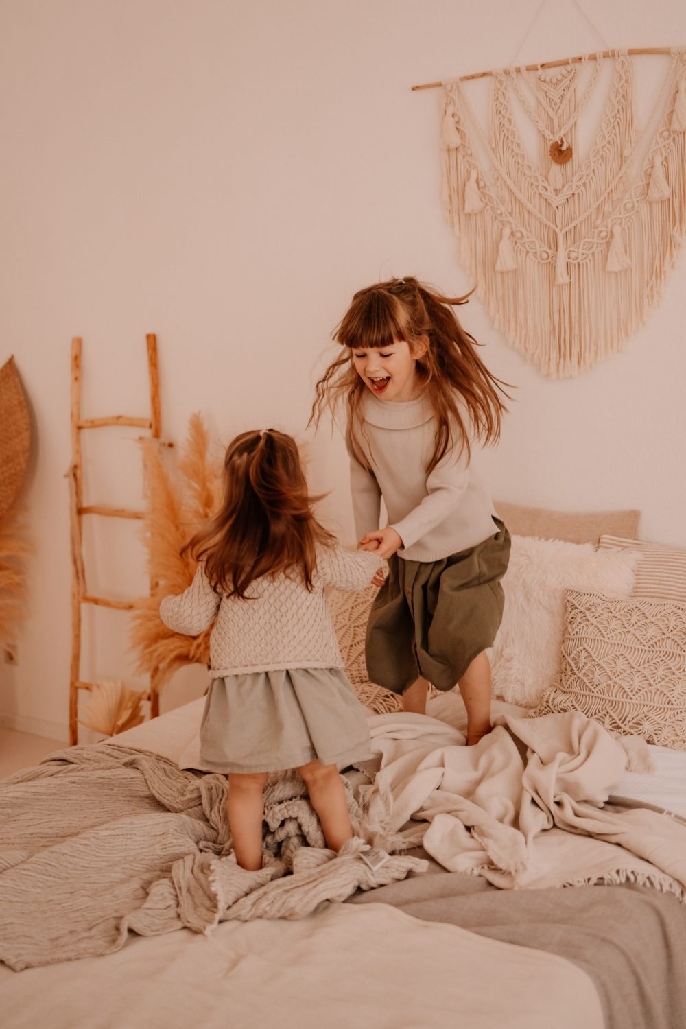 Kindershooting Kinder Fotos Babyshooting Babyfotos indoor Studio Tageslichtstudio Newborn Freiburg Emmendingen Teningen Lörrach Offenburg